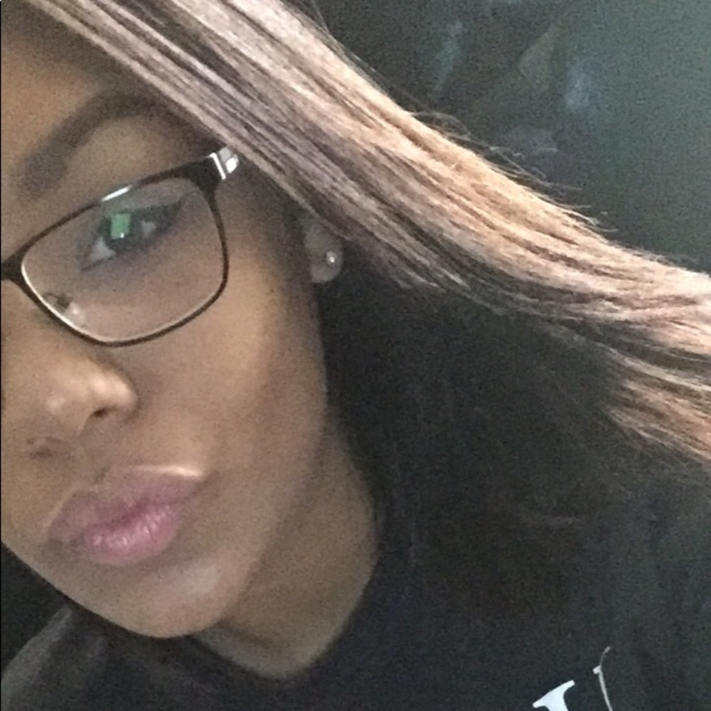 Meet your Posher, Baylee